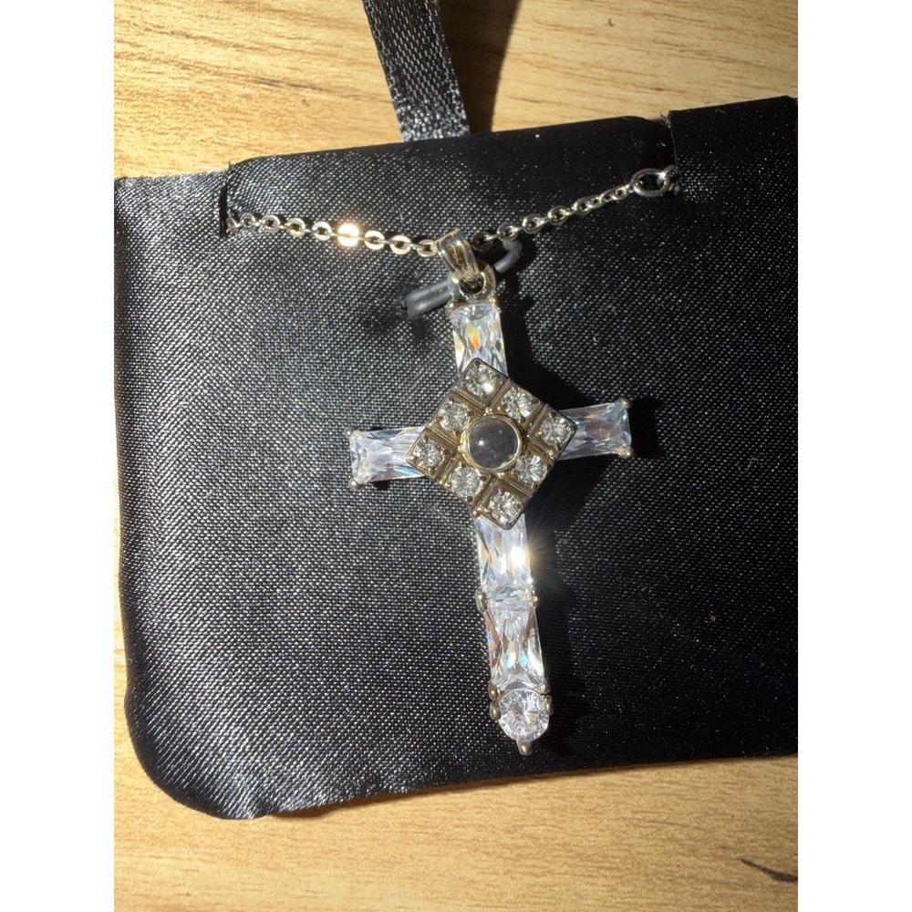 THE LORD'S PRAYER CROSS NECKLACE with Austrian crystals NWOB 18"